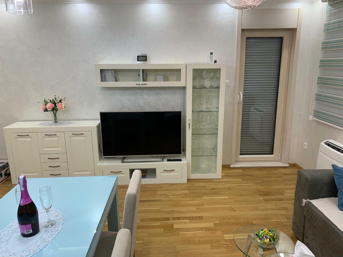Panoramic Sea View 3-Bedroom Apartment 50 M From The Sea Budva Kültér fotó